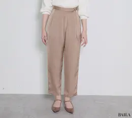 サテンラップパンツ　フロント