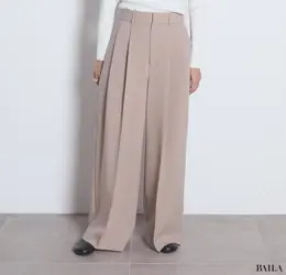 メタルポイントハイウエストパンツ　フロント　