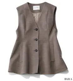 カデュネのペプラムジレ 登壇 服