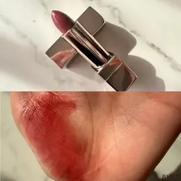 ブルべ冬　パーソナルカラー プチプラコスメ  リップ　キスミー フェルム ルージュアクト 06