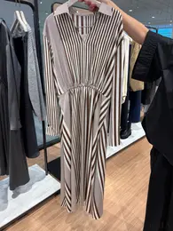 プラステ「ビーチサテンギャザーワンピース」