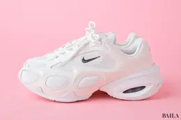 ナイキ　NIKE AIR MAX MUSE｣　サイドから見た様子