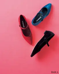 【MANOLO BLAHNIK（マノロ ブラニク）】日本限定のメリージェーンでレディな足もとを楽しみたい