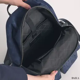 マイケルコース　リュック　構造