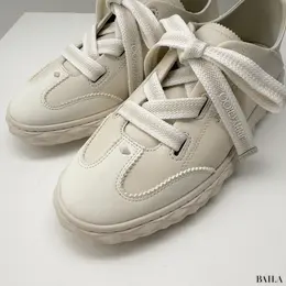 ジミー チュウ　DIAMOND FLEX　デザイン寄り画像