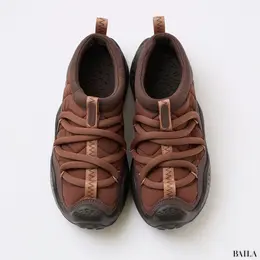 HOKAのスニーカー　スニーカー　オラプリモ