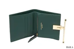 ストラスベリー　財布の中