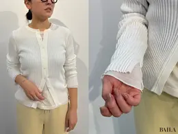 シアーリブカーディガン￥2490・ソフトシアークルーネックT(長袖)￥990