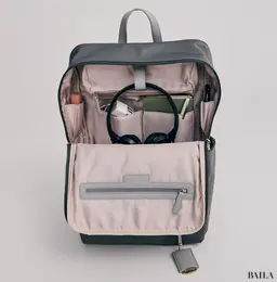 ジュエルナローズ　通勤リュック