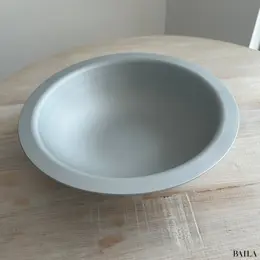 HEGEの250直火鍋のシルバーの上から見た写真