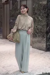 アニュアンス　ツータックワイドパンツ　春　通勤　コーデ　