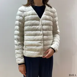 ユニクロ　パフテックコンパクトジャケット　スナップボタンを留めた状態