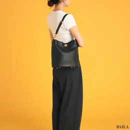 COACH（コーチ）　ウィロウ ソフト バケット バッグ　サイズ感　トートバッグ