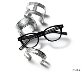 辛口小物　シルバーリング　黒メガネ