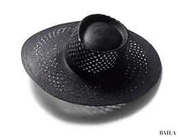 夏小物　つば広ハット