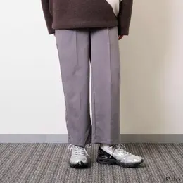 アシックスのスニーカーを試着　WAVERIDER10