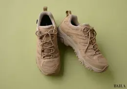 雨の日にも頼れるゴアテックスのスニーカー「メレル」のMOAB 3 SYTHETIC GORE-TEX 正面画像