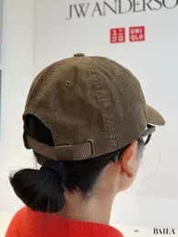 「コーデュロイキャップ」　ブラウン　ユニクロ　JW ANDERSON