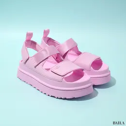 UGGのスポサン　GoldenGlow　ピンク