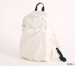 「エミ（emmi）」の撥水リュック￥14850
