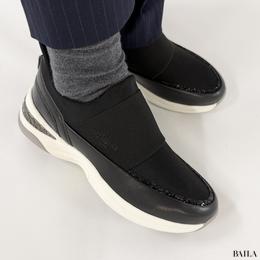 プラスダイアナ　防水スニーカー　着用画像