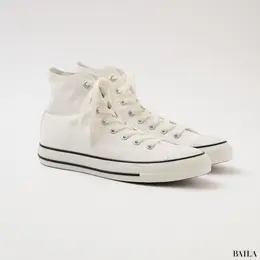 コンバースのスニーカー　オールスターハイカット　歩きやすい