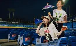 ナイター観戦にはこなれ感高まる【フォトT】でチアフルに！