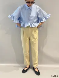 GU（ジーユー）×rokh（ロク）「ペプラムシャツ(5分袖)」は、仕事でも映える、こなれ感たっぷりの1枚