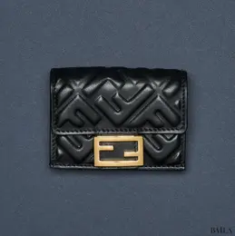 FENDIの財布