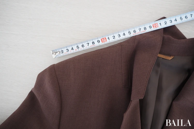 肩幅(襟〜切り替え部分):約13cm