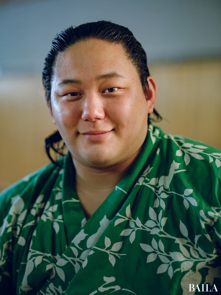 三田関 笑顔カット