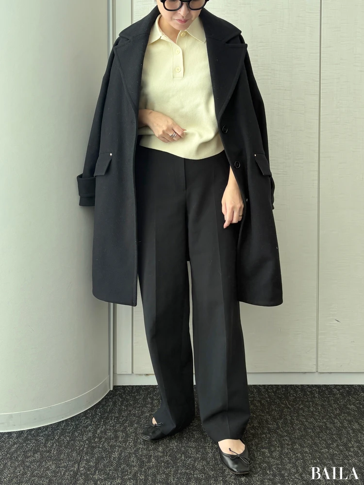 暗色にさし色投入で冬コーデのバランスがよくなる！