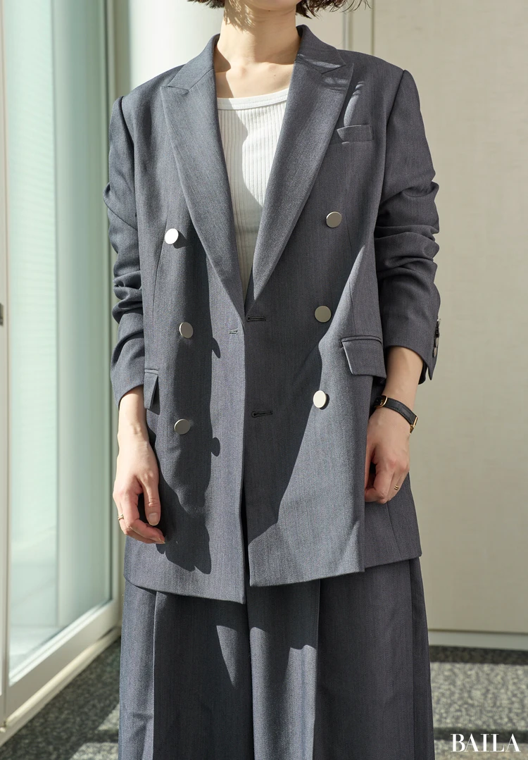 uncrave「TWドビードスキン ブレザー」￥44000　編集なべはるが実際に着用　