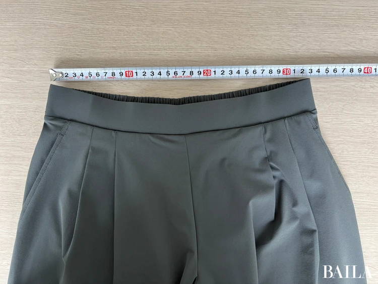 ウエスト：約33cm