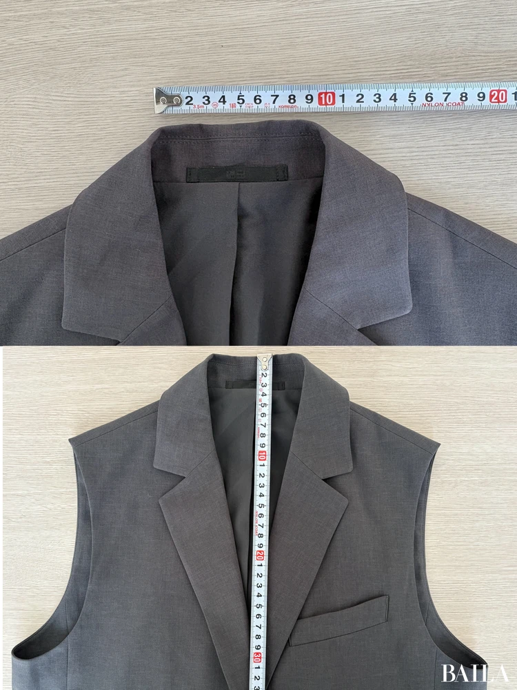 首元の開き：（横）約10cm、（縦）約17cm