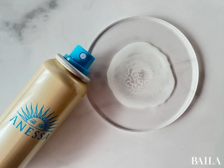 アネッサ　パーフェクトUV  スキンケアスプレー NA　スウォッチ