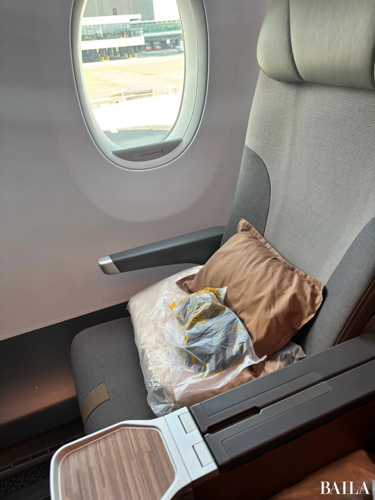 スターラックス航空　プレミアムエコノミー