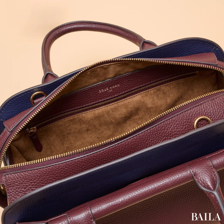 COLE HAAN(コール ハーン) キャサリン ミディアム サッチェル バッグの内側にあるファスナー付きポケット