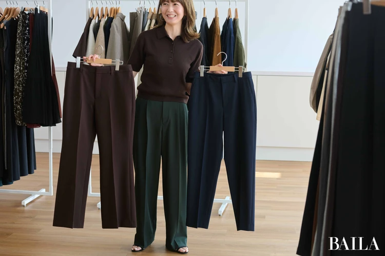 ユニクロの美脚パンツを比較