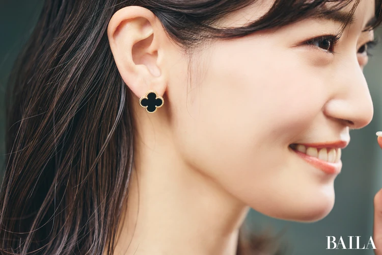 スーパーバイラーズ中島綾菜さんの愛用品 ヴァンクリのピアス