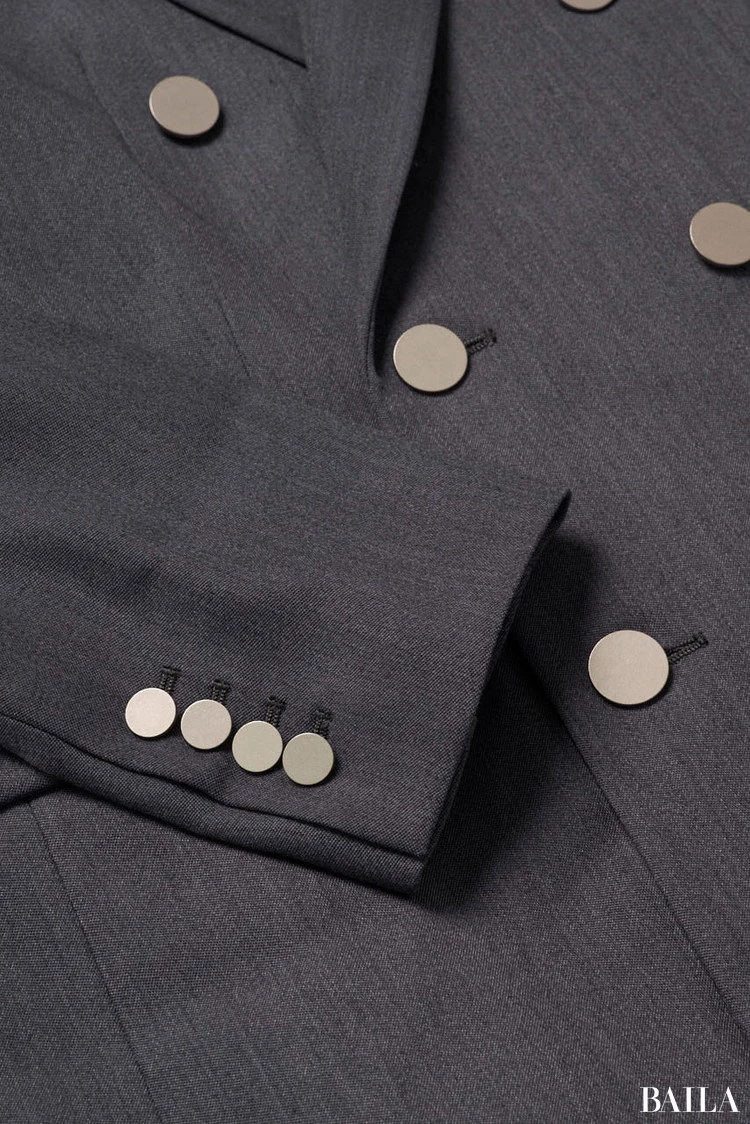 メタルボタン　シルバー