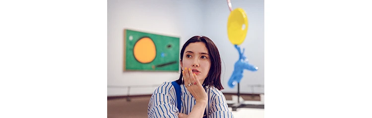 市川紗椰さん　東京都美術館でミロ展をご案内