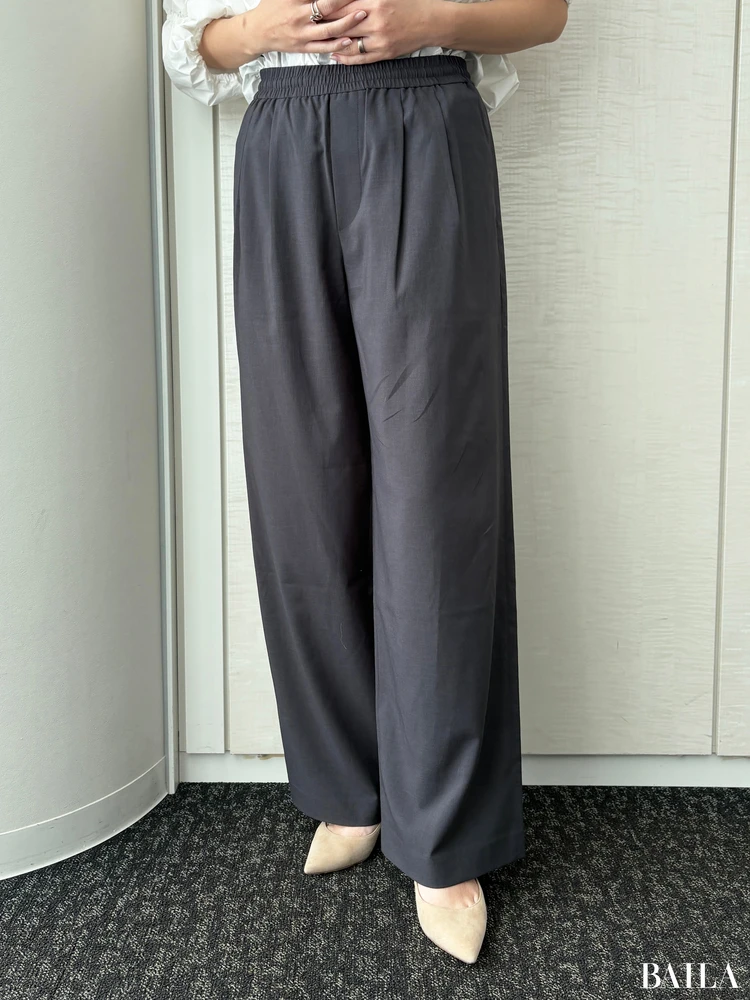 パンツ／イージータックパンツ（￥3990）