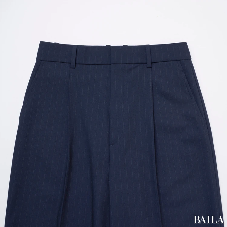 ベルトループ：ウエストバンドの幅より大きく、太めのベルトも使える