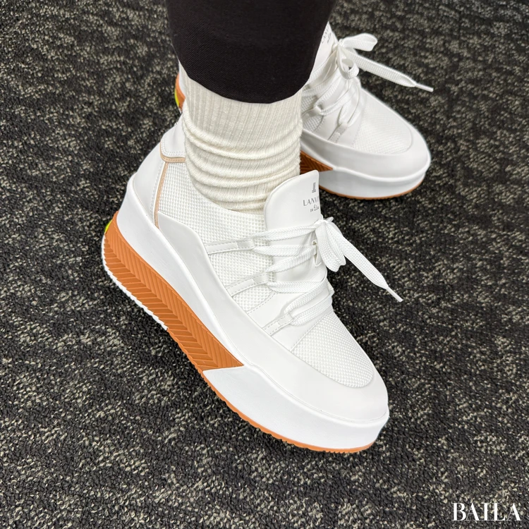 LANVIN en Bleu ホワイトスニーカー LANVIN en Bleu（ランバン オン ブルー） 白スニーカー】着用