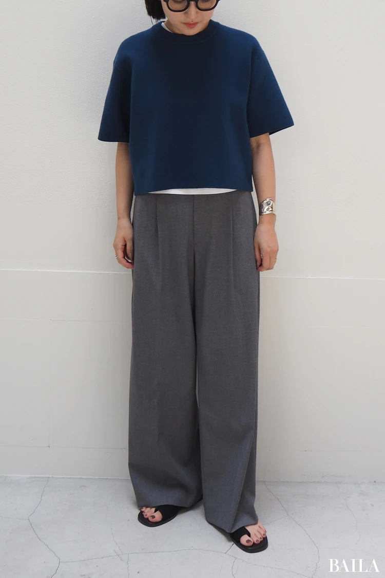 パンツ合わせ&レイヤードでカジュアルラフに!