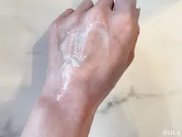 アネッサ　パーフェクトUV　スキンケアスプレー　NA　塗ってみた