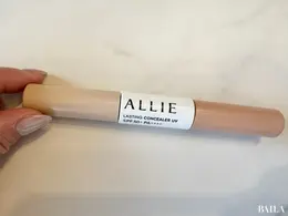 アリィー　美耐久コンシーラーUV 