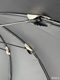 生地内側、骨の当たる部分の布