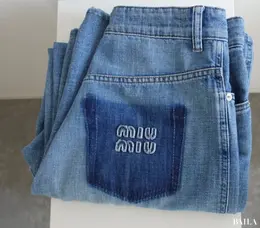 Miu Miu ミュウミュウのデニムをポケット部分の寄り写真